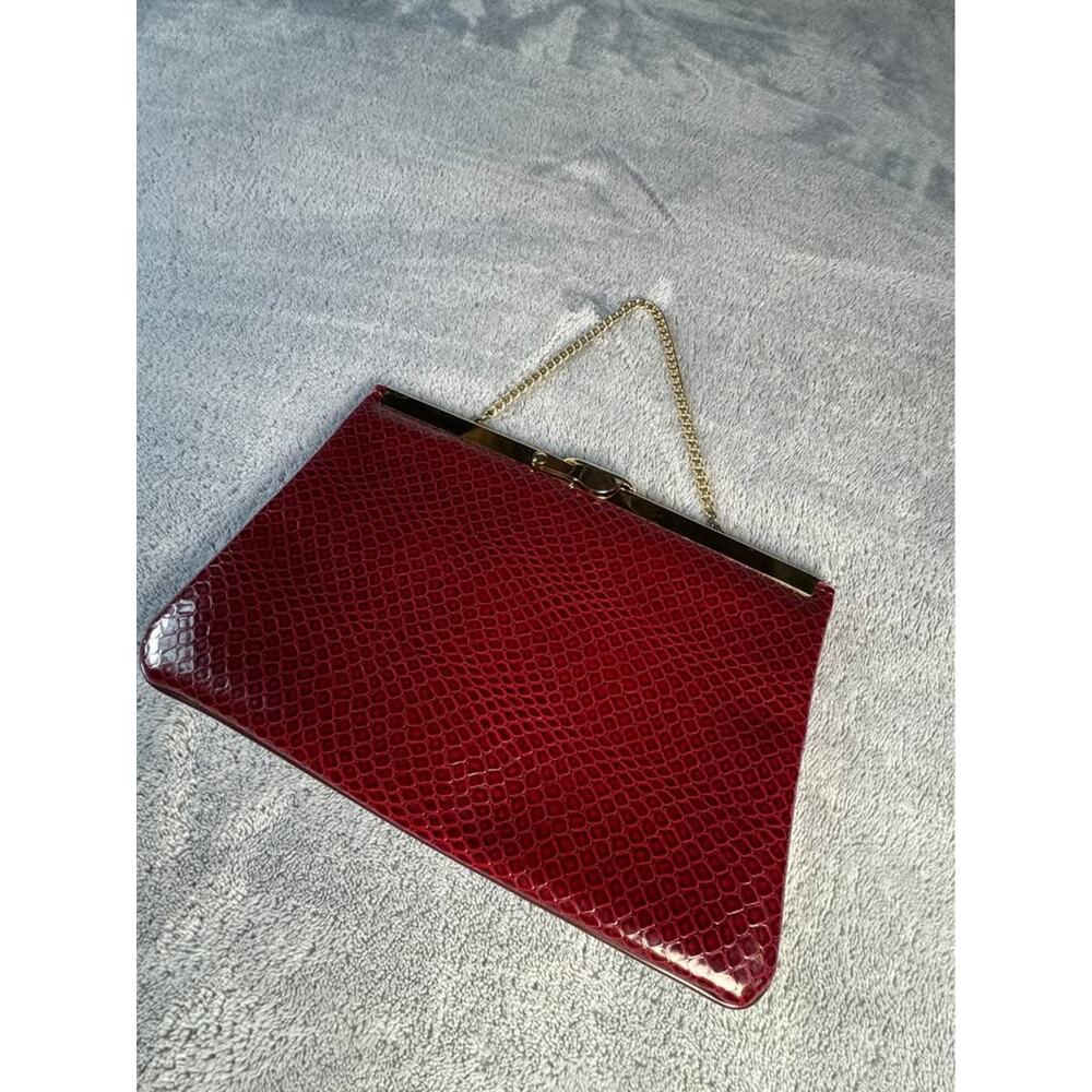 Vintage Red Faux Snakeskin Embossed Evening Clutch Gold Chain Frame Bag - Picture 3 of 5